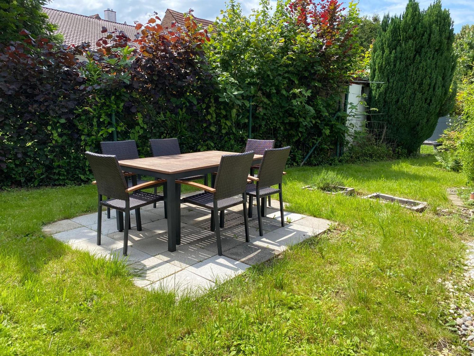 Stadtrand Oase Karlsruhe Mit Balkon Экстерьер фото