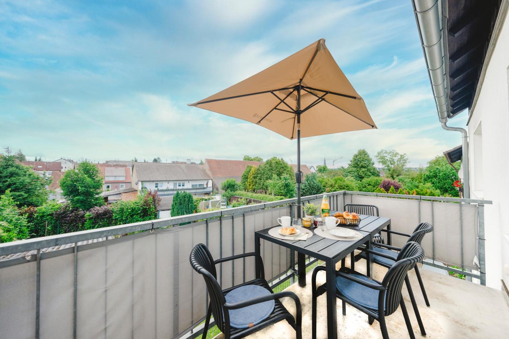 Stadtrand Oase Karlsruhe Mit Balkon Экстерьер фото
